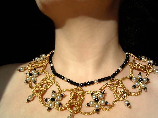 gal/Hogmedeltid_och_saga/halsband020.jpg