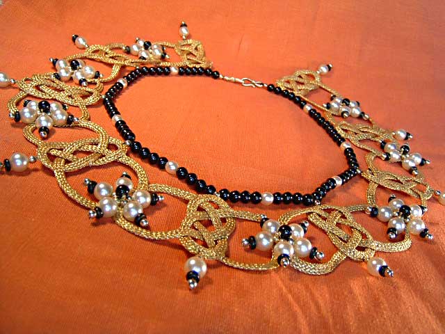 gal/Hogmedeltid_och_saga/halsband053.jpg