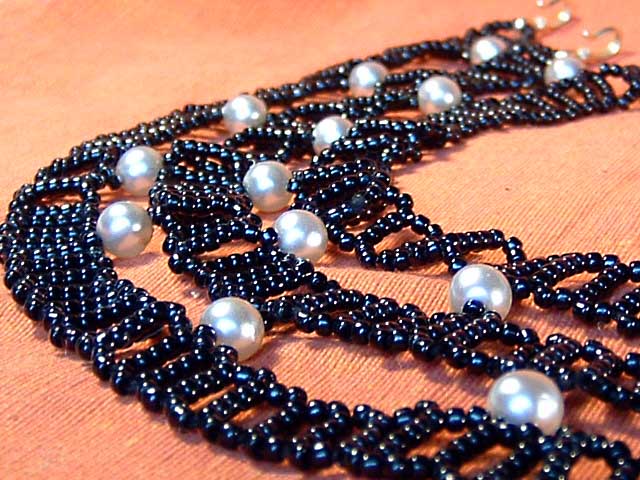 gal/Hogmedeltid_och_saga/halsband074.jpg